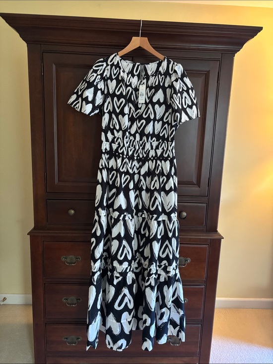 Anthropologie Dresses & Skirts - Anthropologie Black and White Heart Print Maxi Dress
